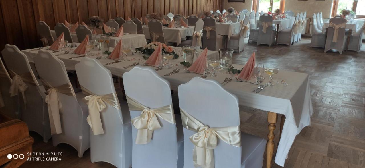 Penzion U Jindry Zeleznice Bagian luar foto